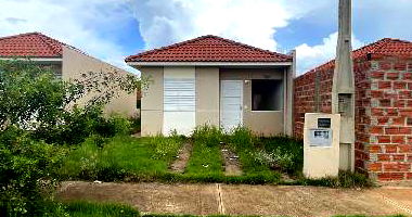 Casa com 2 quartos, 1 banheiro, 43.33m² construída, terreno 200m²