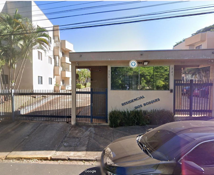 Apartamento Térreo com 3 Dormitórios e Área de Lazer em Ribeirão Preto