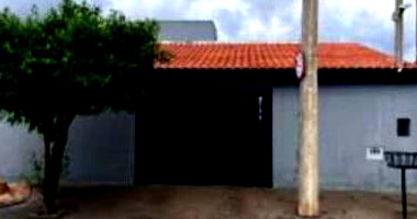 Casa com 2 quartos, 1 banheiro, 50,1 m² construídos, ocupada