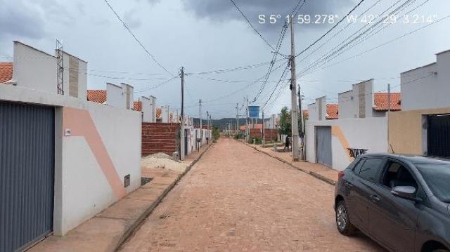 Casa com 2 quartos em Altos/PI