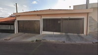 Casa com 3 Quartos e 199 m² de Área Construída