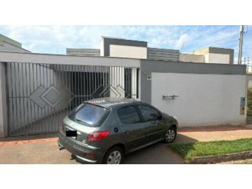 Casa Ocupada com 86m² de Área Construída em Londrina/PR