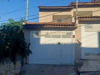 Casa Padrão Ocupada 125m² Construídos - 0 Vagas