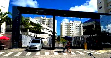 Apartamento com 2 quartos em Lauro de Freitas/BA