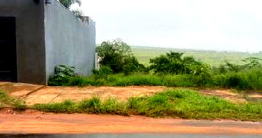 Terreno com 260m² de área total, sem área construída
