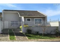 Casa em leilão com 2 quartos e 1 banheiro