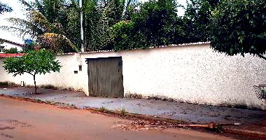 Casa com 4 quartos, 2 banheiros e 195,53m² de área privativa