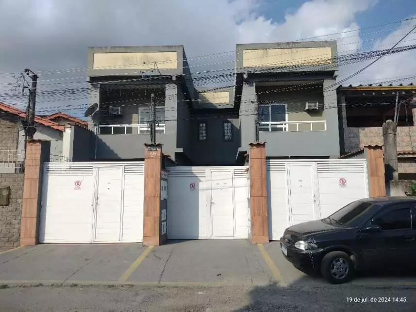 Casa em Leilão com 3 Quartos e 1 Vaga em São João de Meriti