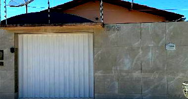 Casa com 3 Quartos e 2 Vagas em Eunápolis
