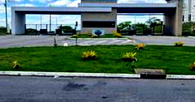 Dois Lotes de Terreno em Loteamento