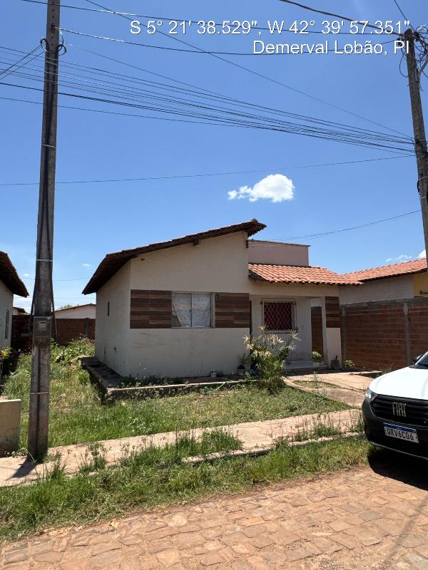 Casa com 2 quartos e área de 190m² em Demerval Lobão