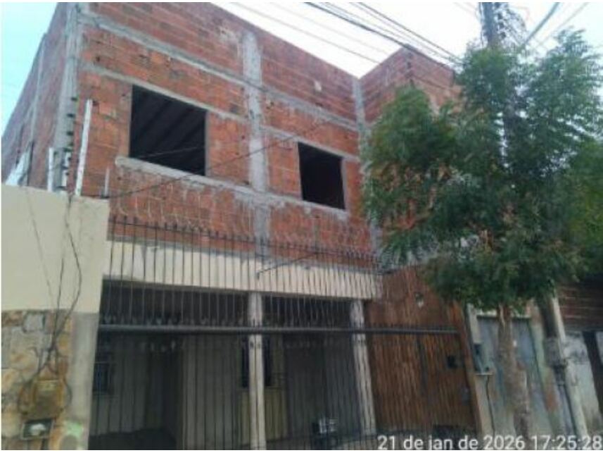 Casa com 3 quartos, 160,89m² construída, ocupada