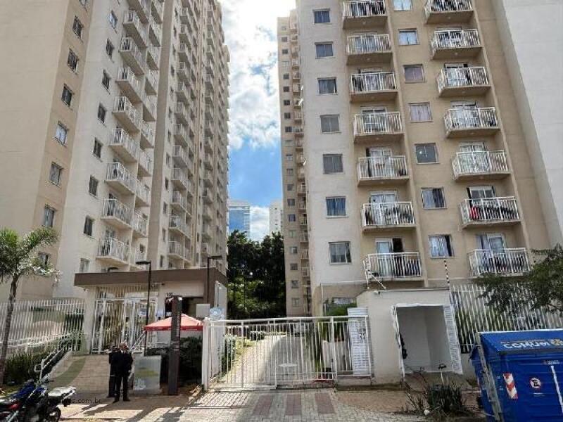 Apartamento com 26,99 m² privativos, 1 quarto, em condomínio com lazer