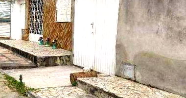 Casa Ocupada com 2 Quartos e 1 Vaga em Jacobina - BA