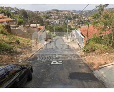 Terreno urbano com 303m² em Serra Negra/SP
