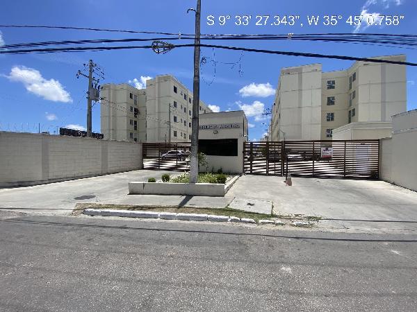Apartamento com 2 quartos em Maceió/AL
