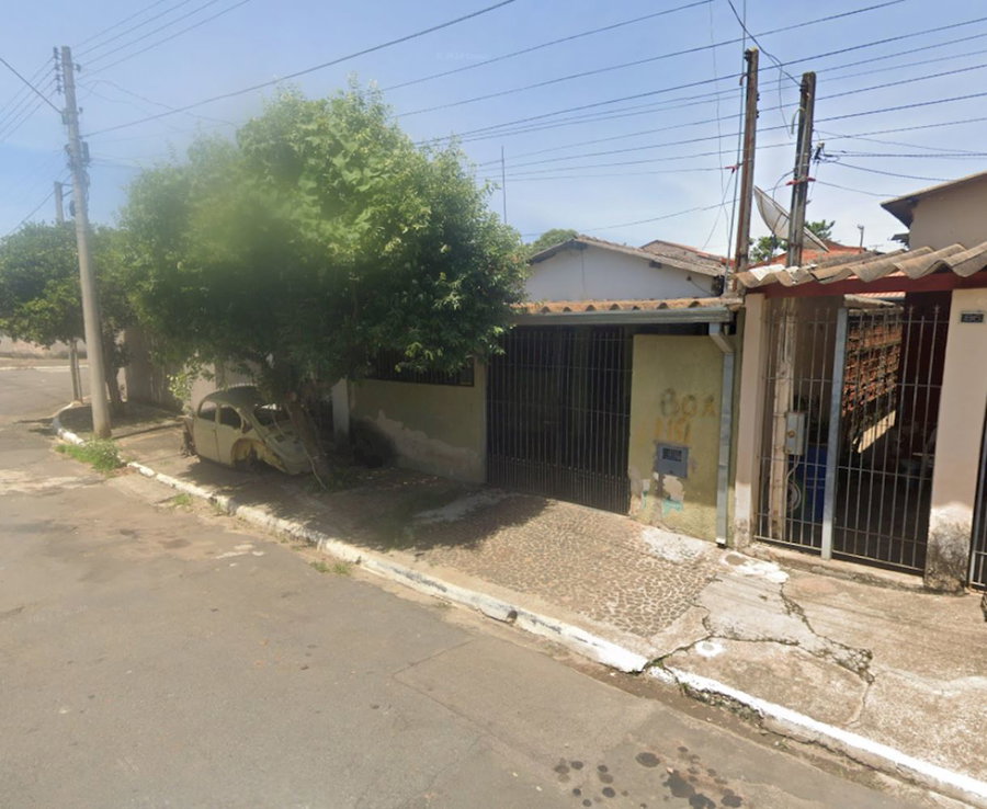 Casa com 3 quartos, 250m² de terreno, ocupada