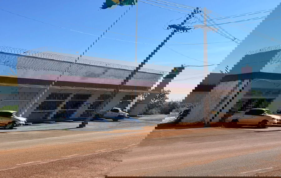 Galpão desocupado com 656,64 m² de área construída