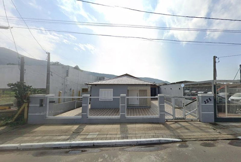 Casa 123m² com 358m² de terreno no Centro de Osório