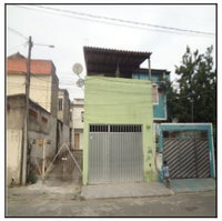 Casa com 2 quartos, 3 banheiros, 68.83m² construída, desocupada