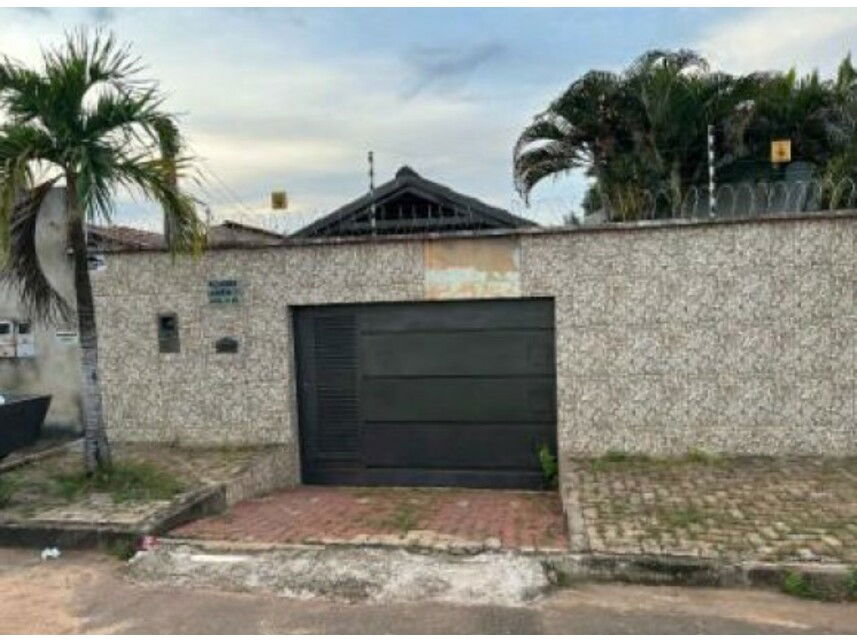 Casa Ocupada em Plano Diretor Norte com 191,41m²