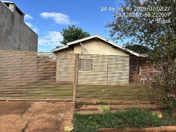 Casa com 2 quartos, 1 banheiro, 1 vaga e 56,8m² construída