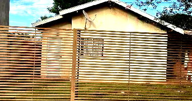 Casa com 2 quartos, 1 banheiro, 1 vaga e 56,8m² construída