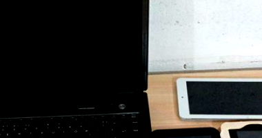 Lote de Materiais de Informática com Notebook e Tablets