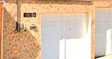Casa geminada 70m² com fração ideal de terreno, imóvel ocupado