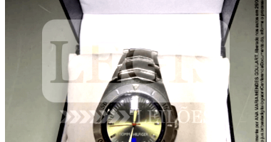 Relógio Tommy Hilfiger em Caixa TAG Heuer