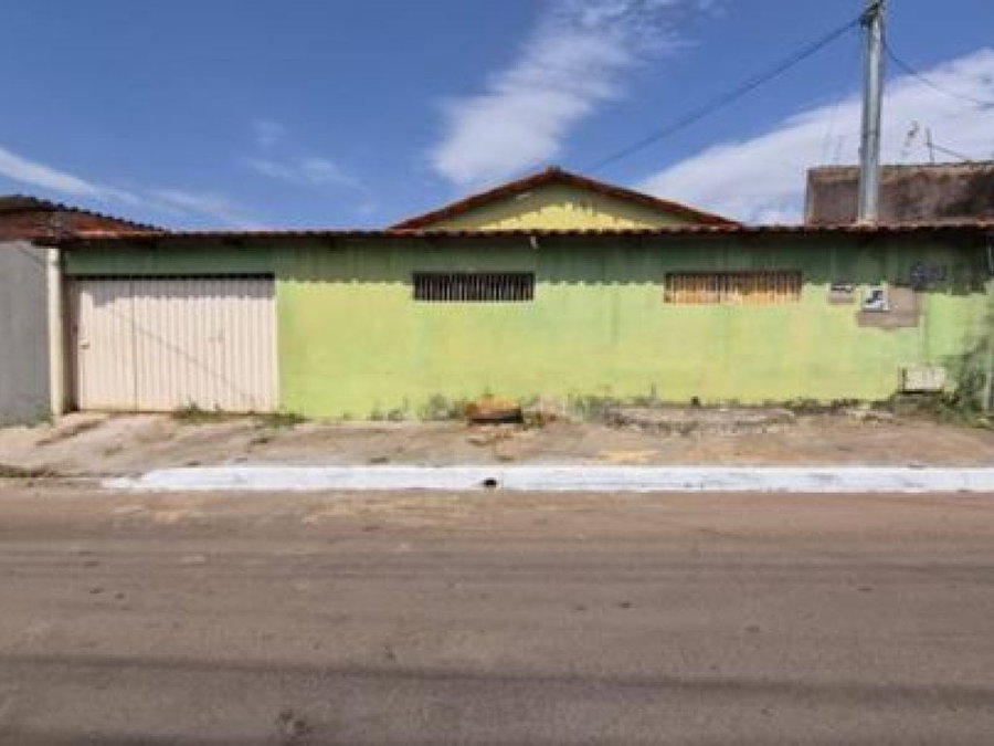 Casa com 201 m², 3 quartos, 2 banheiros, ocupada