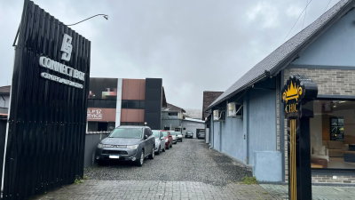 Fração de 2/5 de Imóvel - Casa com Terreno 2.496m²