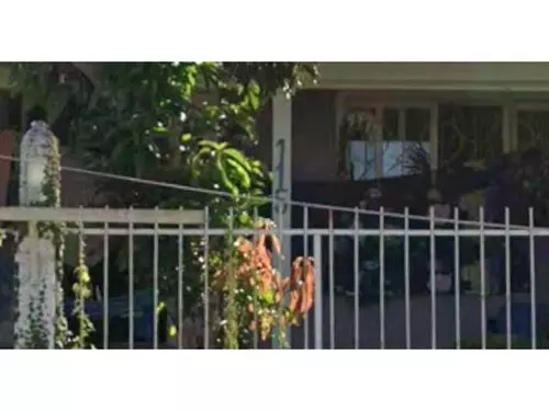 Casa ocupada com 212,54 m² construídos