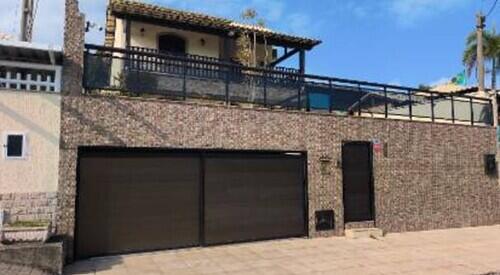 Casa 3 quartos, 3 banheiros, 198m², ocupada