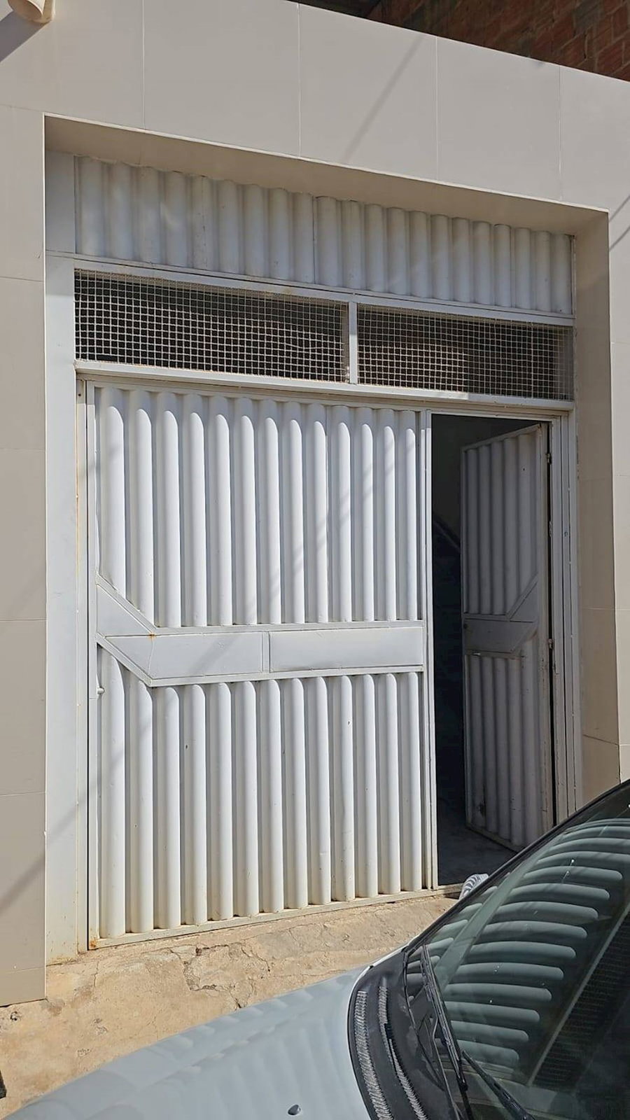 Casa Padrão com 3 Quartos e 2 Banheiros em Irecê