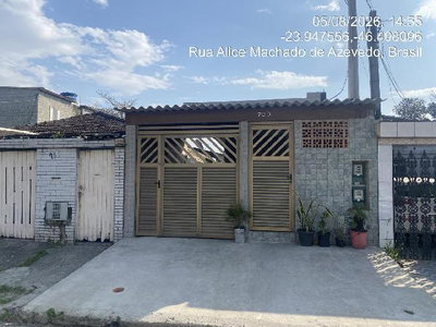 Casa com 2 Quartos e 2 Banheiros em São Vicente