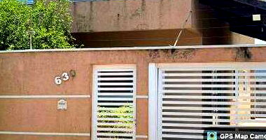 Casa padrão ocupada com 1 vaga e 242m² construída