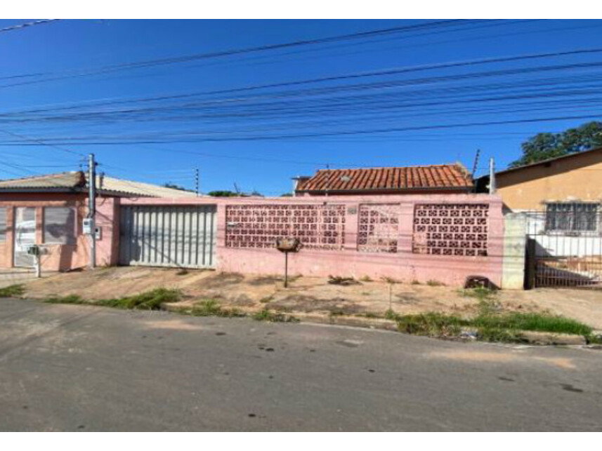 Casa em leilão com 182m² construída em Cuiabá