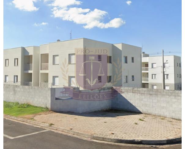 Apartamento 2 Dormitórios com Terraço em Botucatu