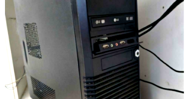 Computador AMD Atholon II X2 com Monitor e Acessórios