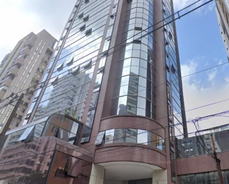 Escritório comercial em Moema com 1 vaga de garagem