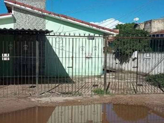 Casa com 1 vaga de garagem, 48,85m², ocupada