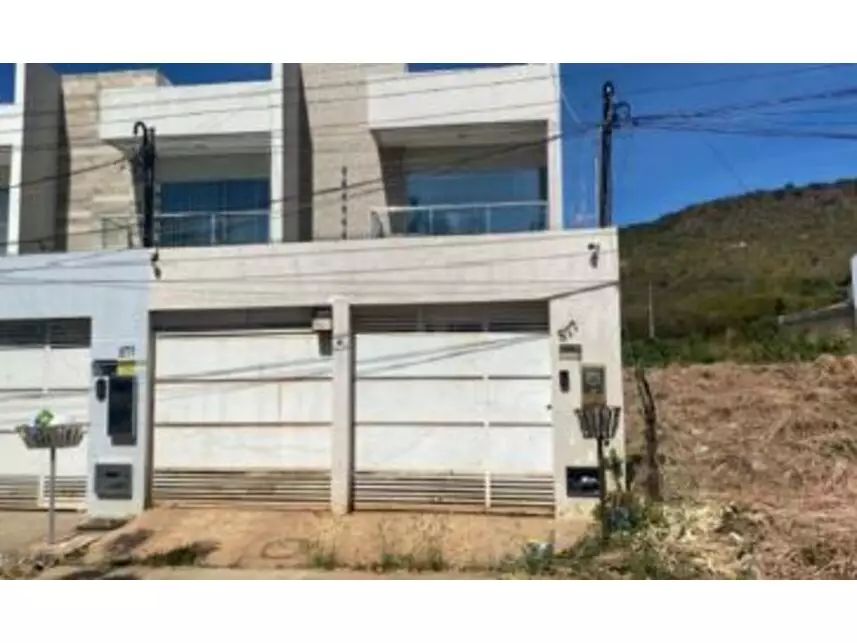 Casa em Leilão com 152,43m² Construída em Barreiras/BA