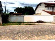 Terreno desocupado 336m² com potencial comercial e residencial