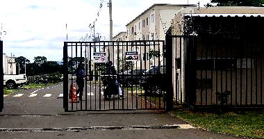 Apartamento com 2 quartos, 1 banheiro e varanda, 42m² privativos
