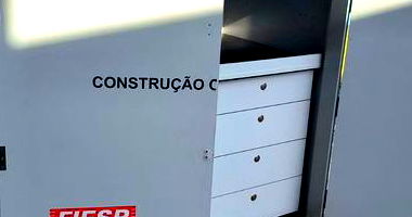 Case com 8 Gavetas - Equipamento Industrial
