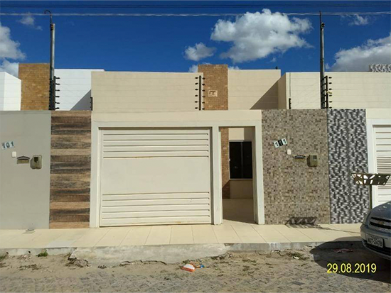 Casa em Petrolina com 400m² de terreno e 87,5m² construída