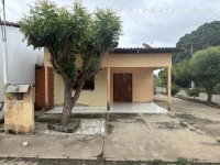 Casa com 2 Quartos e 1 Vaga em Água Branca