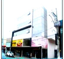 Sala com 1 quarto, 1 banheiro e 55m² privativos, vaga descoberta