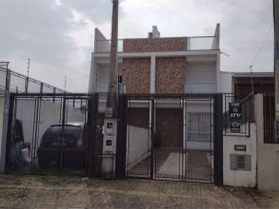 Casa em Condomínio Desocupada em Canoas - RS